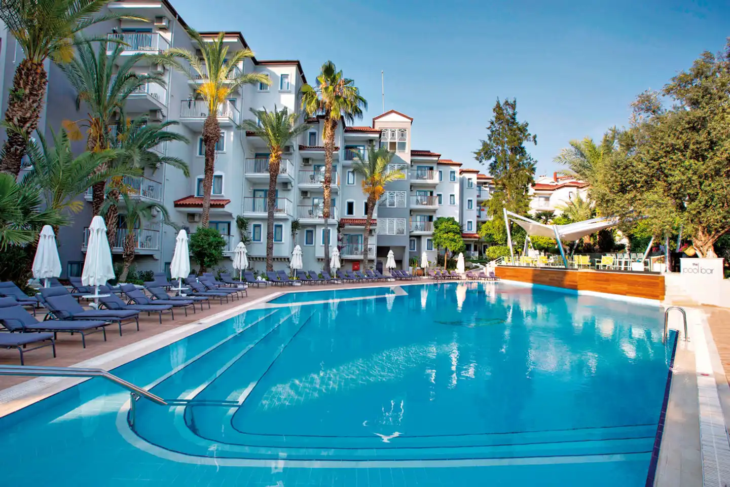 Paloma Marina Suites Pool
