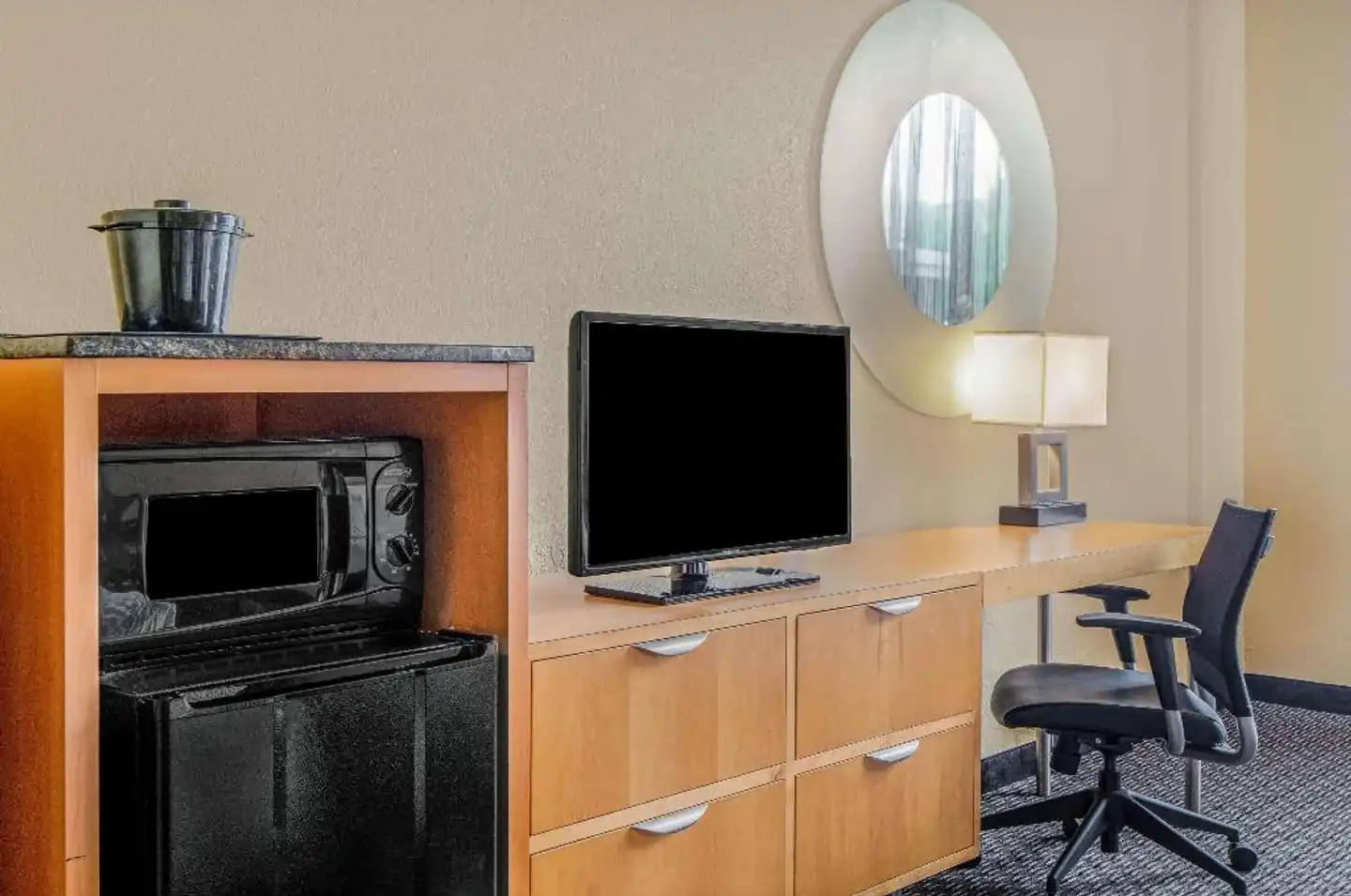 La Quinta Inn & Suites by Wyndham Naples Downtown Wohnbeispiel