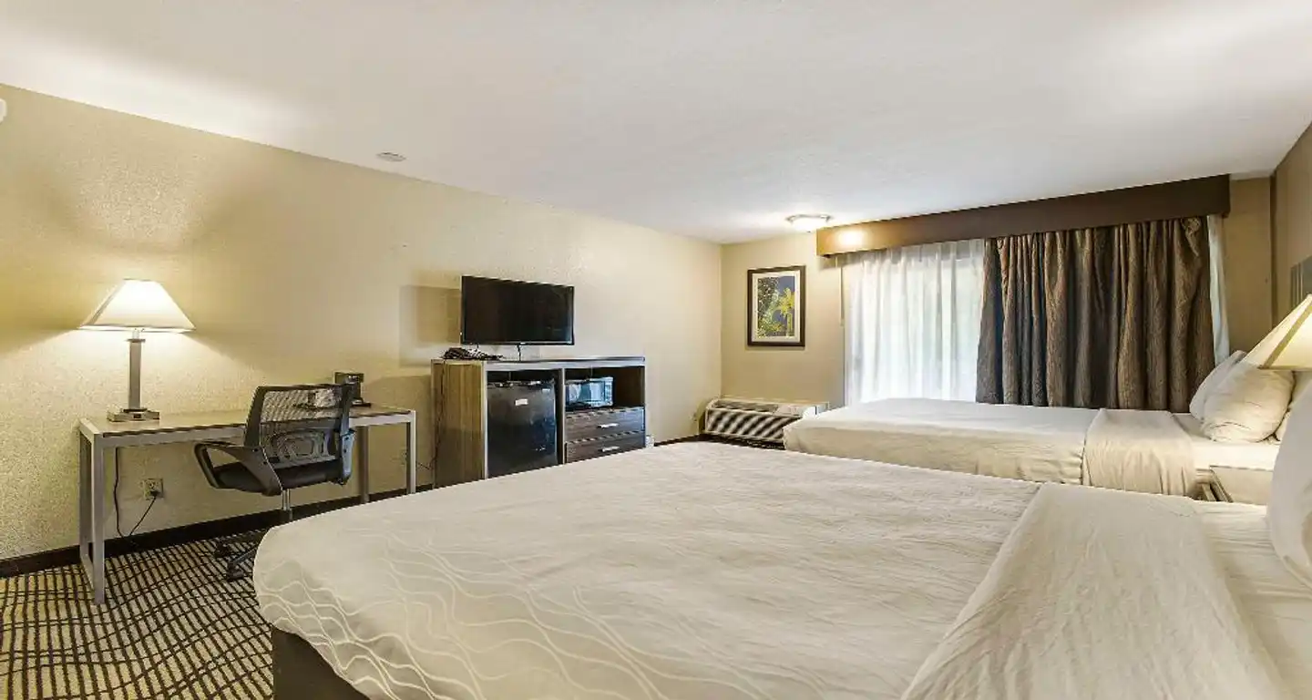 SureStay Plus Hotel by Best Western Sacramento North Wohnbeispiel