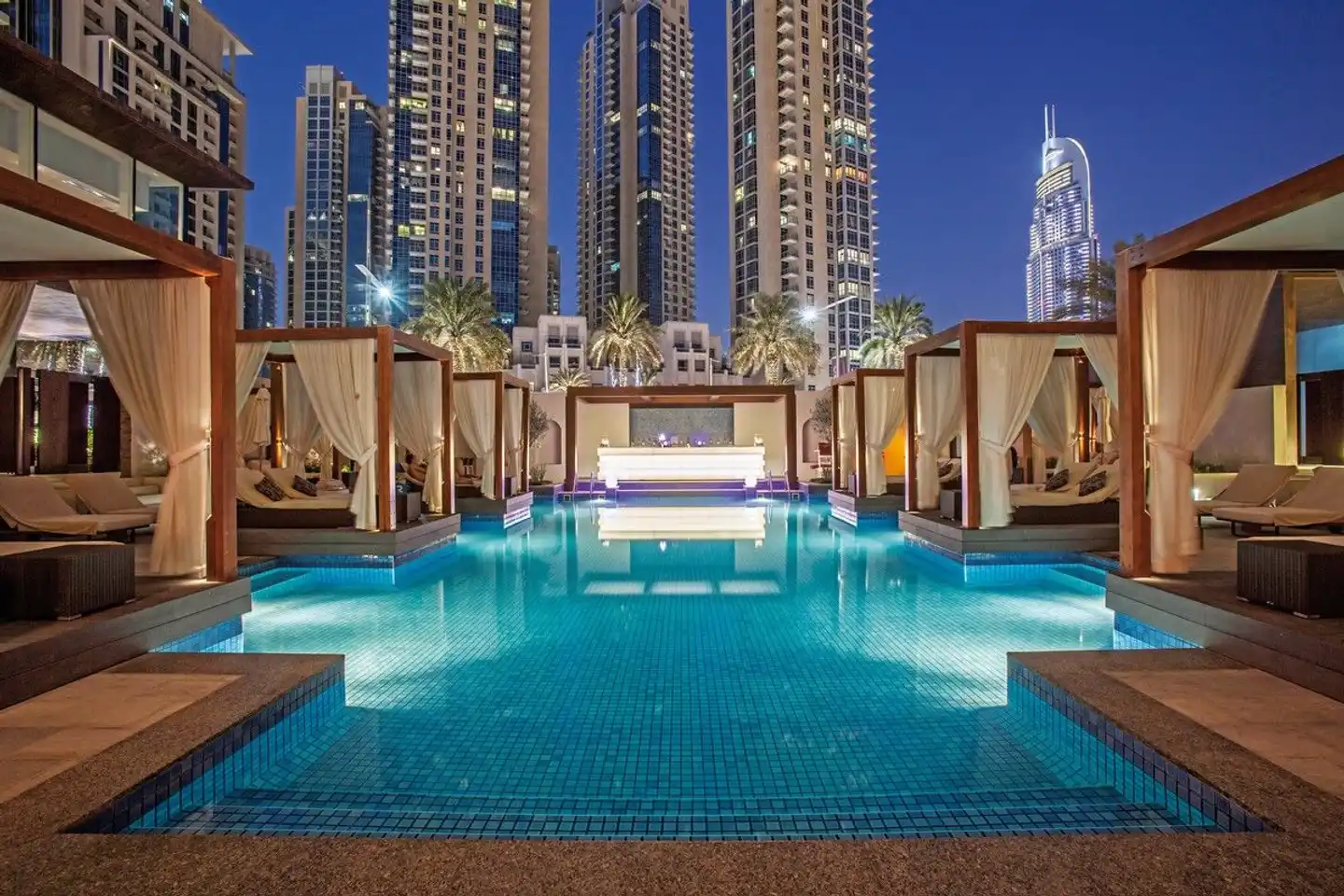 Boulevard Hotel, Autograph Collection Pool