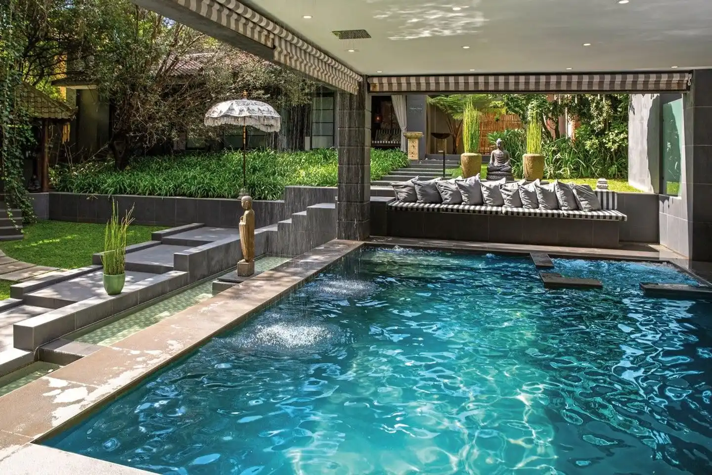 Fairlawns Boutique Hotel & Spa Hallenbad