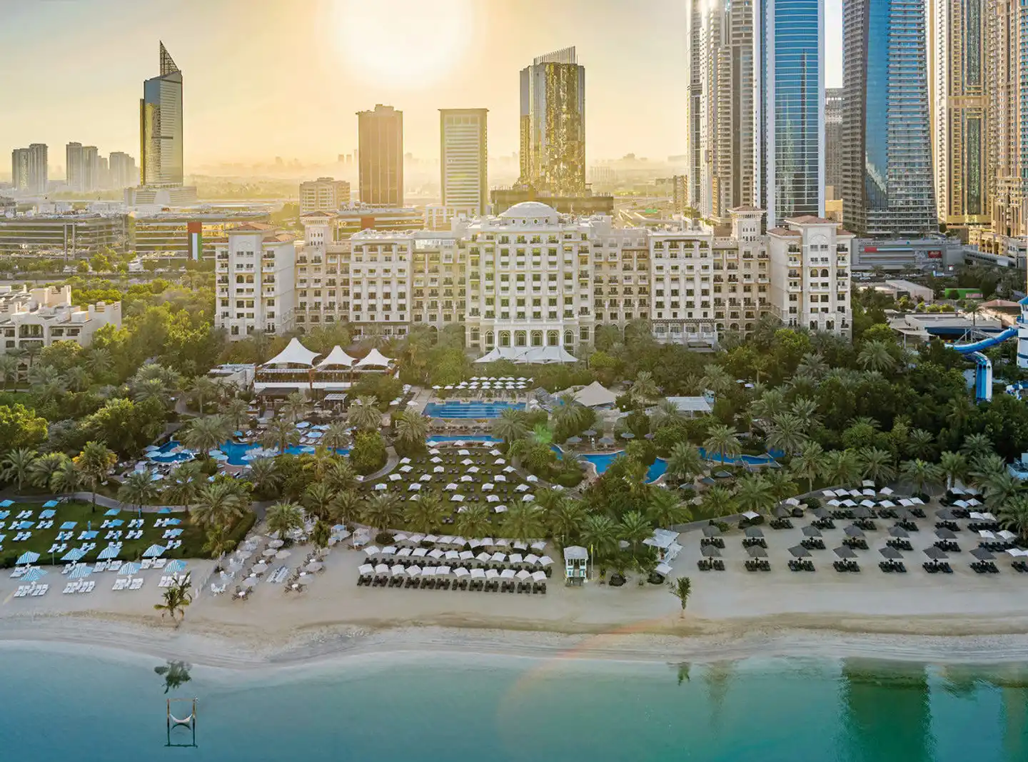 The Westin Dubai Mina Seyahi Beach Resort & Marina Aussenansicht