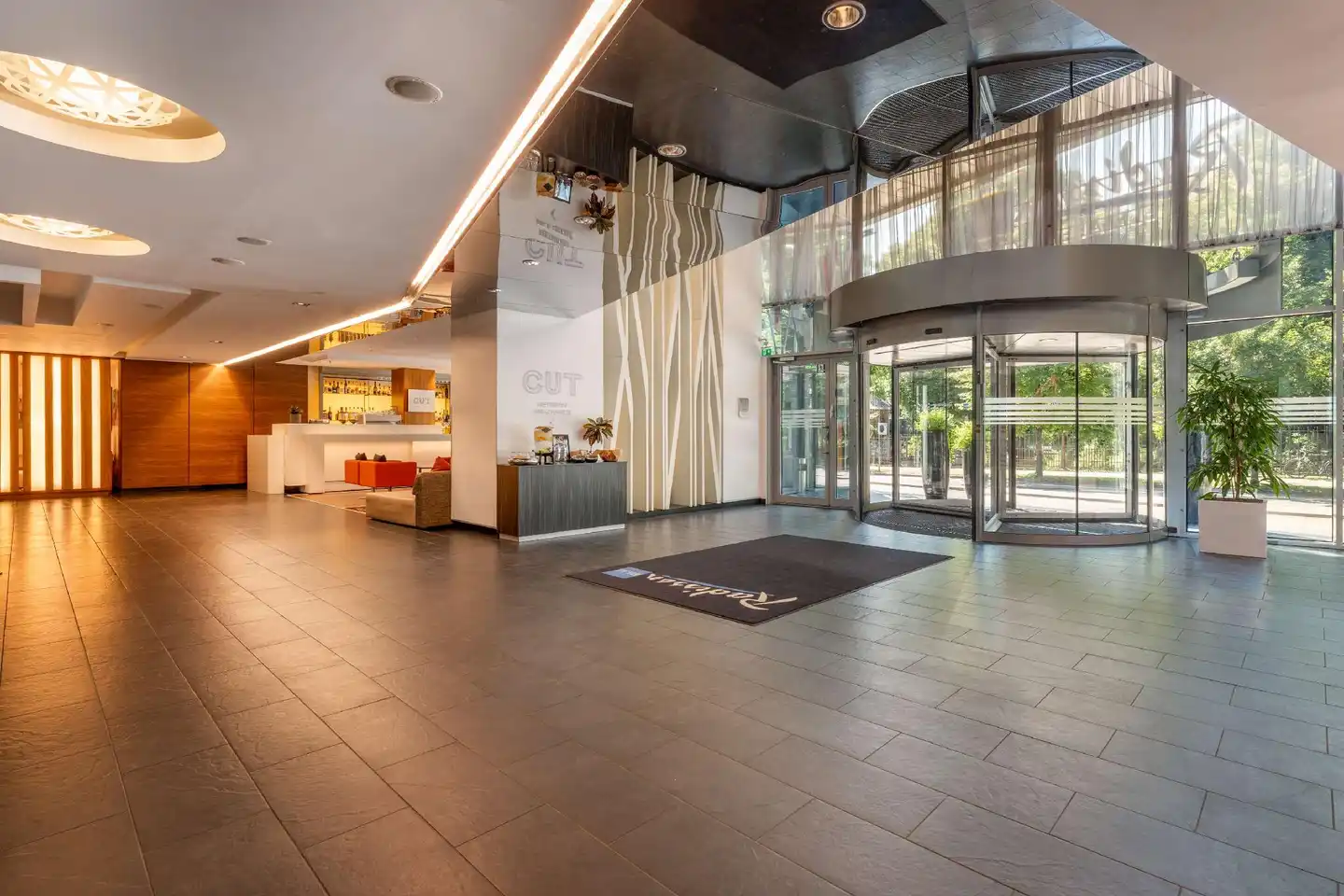 Radisson Blu Elizabete Hotel Lobby