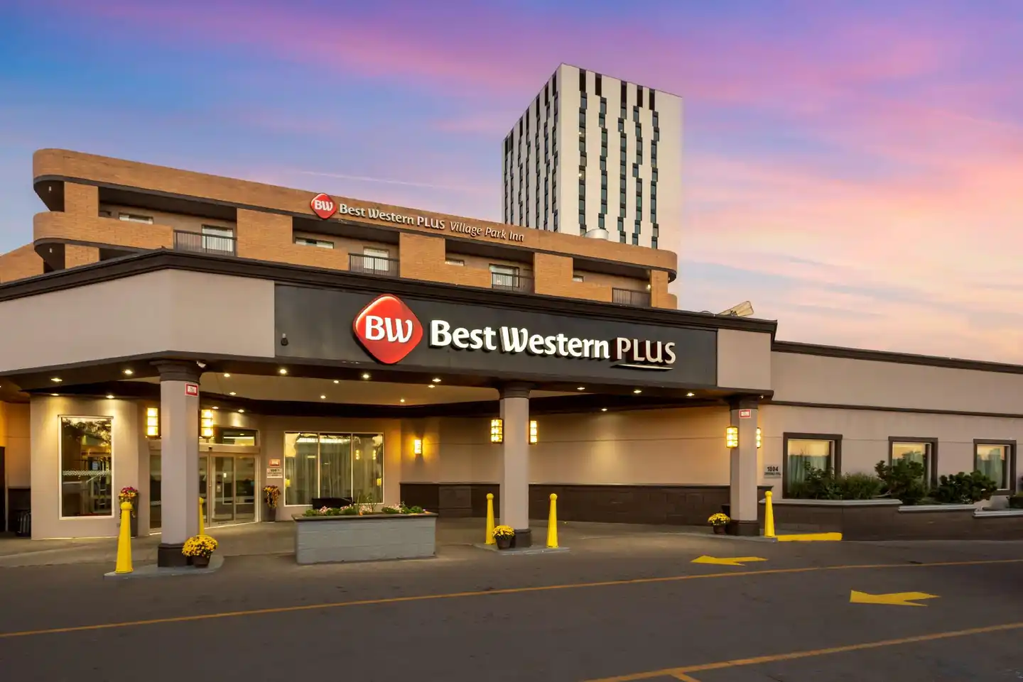 Best Western Plus Village Park Inn Aussenansicht