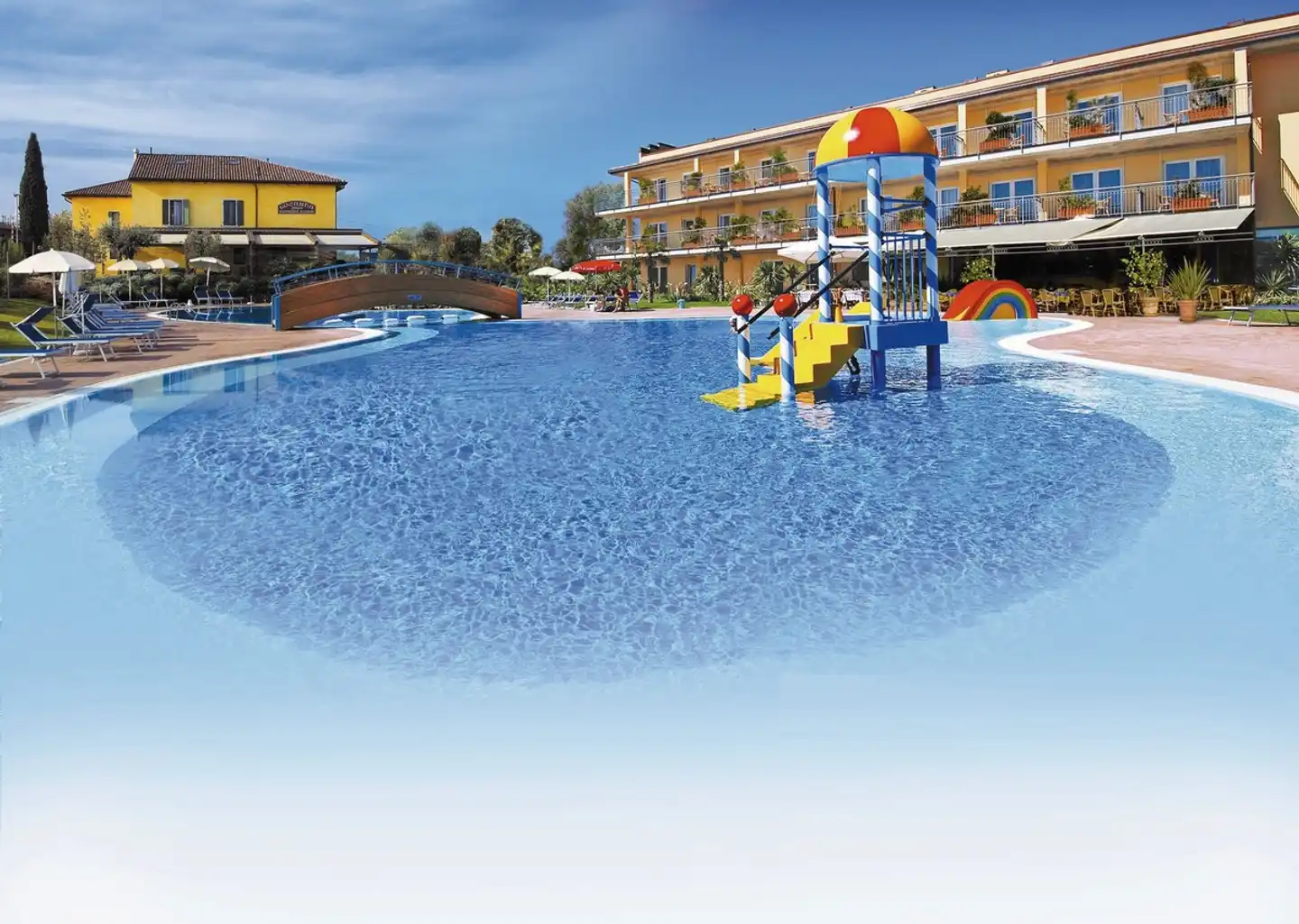 Bella Italia Pool