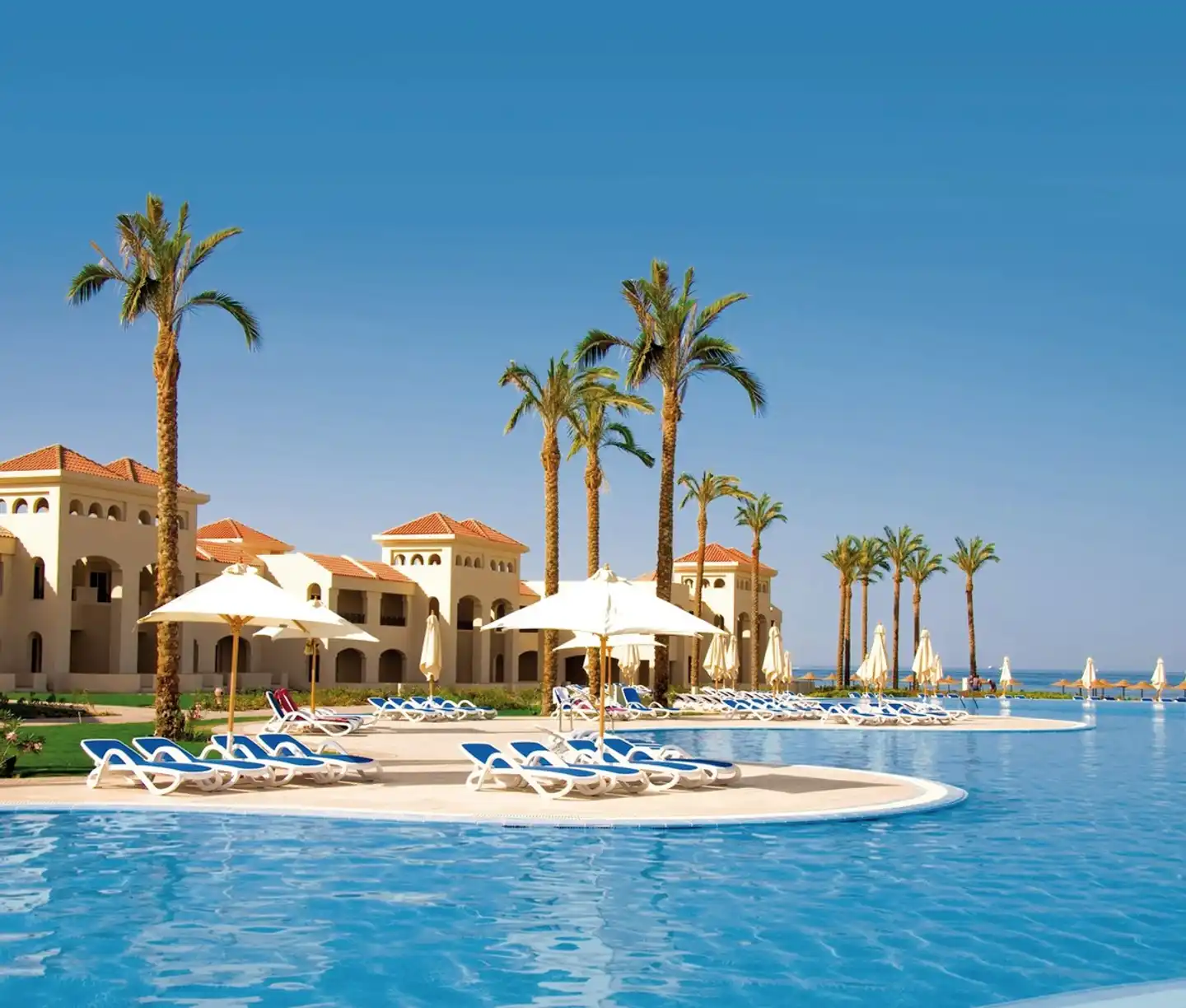 Cleopatra Luxury Resort Makadi Bay Pool