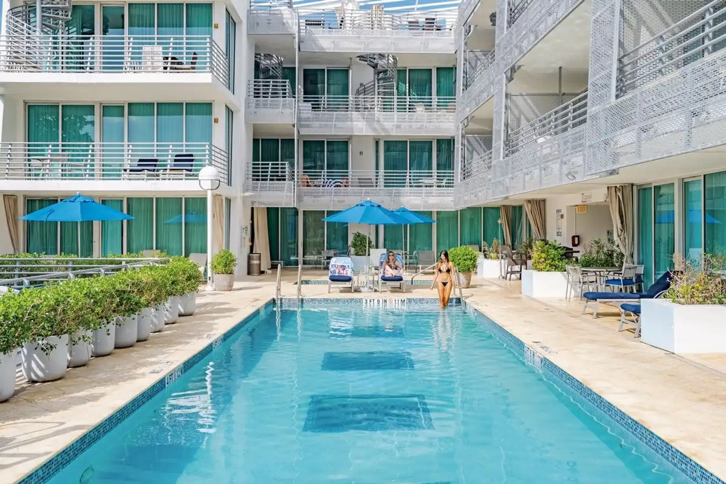 Z Ocean South Beach Hallenbad