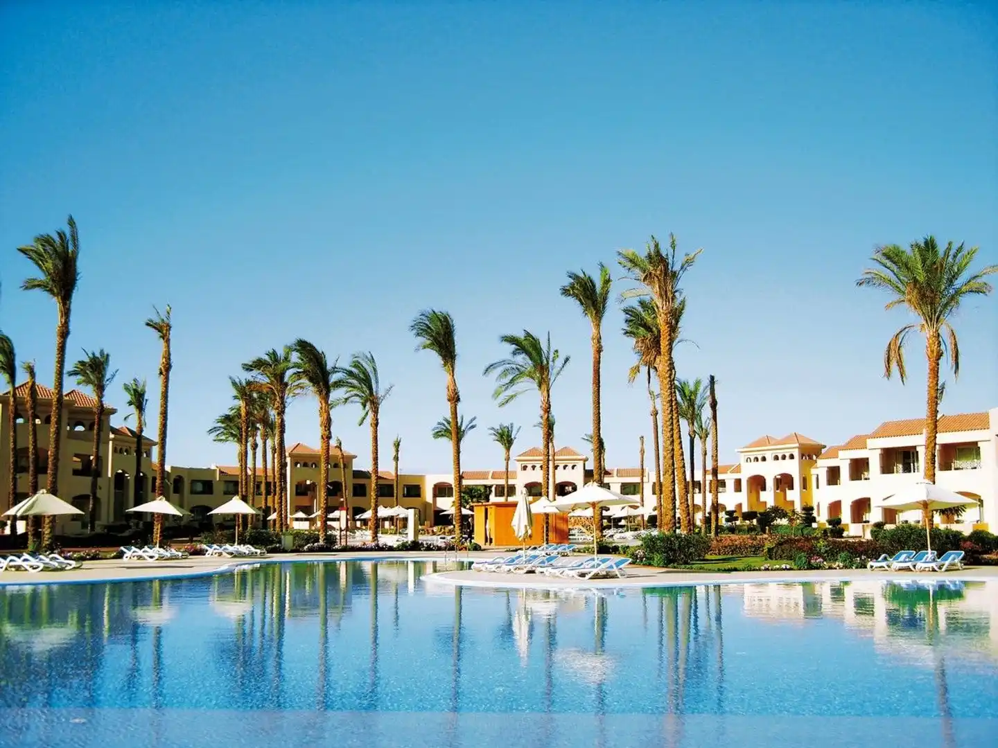 Cleopatra Luxury Resort Makadi Bay Pool
