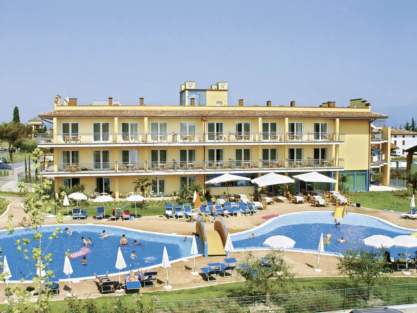 Bella Italia Pool