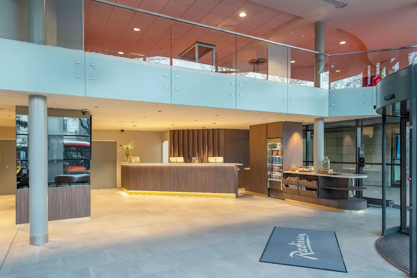 Park Inn by Radisson Kaunas Lobby