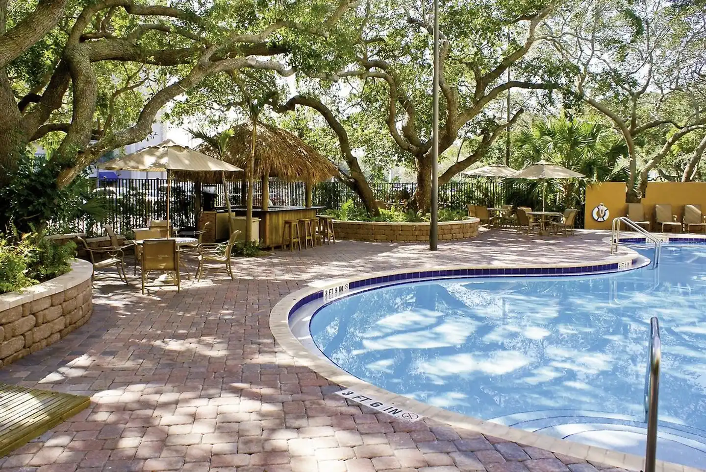 Courtyard Cocoa Beach - Cape Canaveral Wellness
