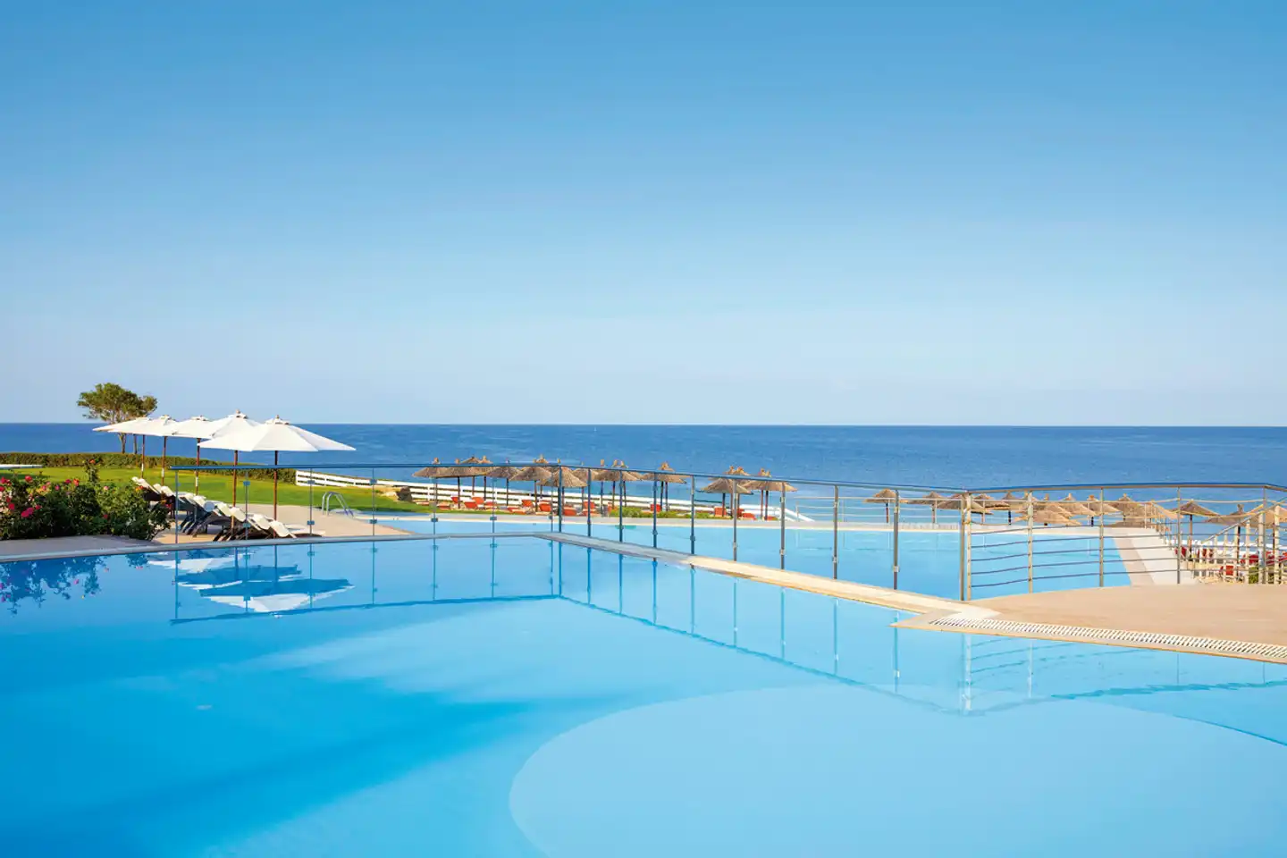 Istion Club Pool