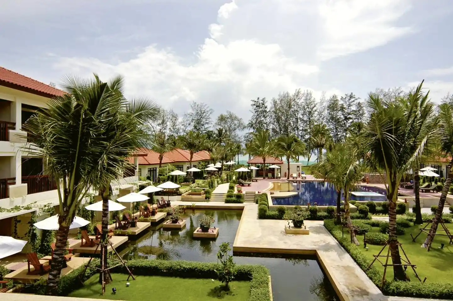 The Briza Beach Resort Khao Lak Aussenansicht