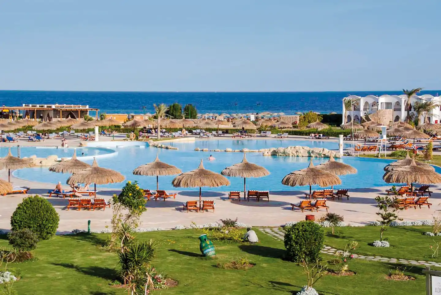 Gorgonia Beach Resort Pool