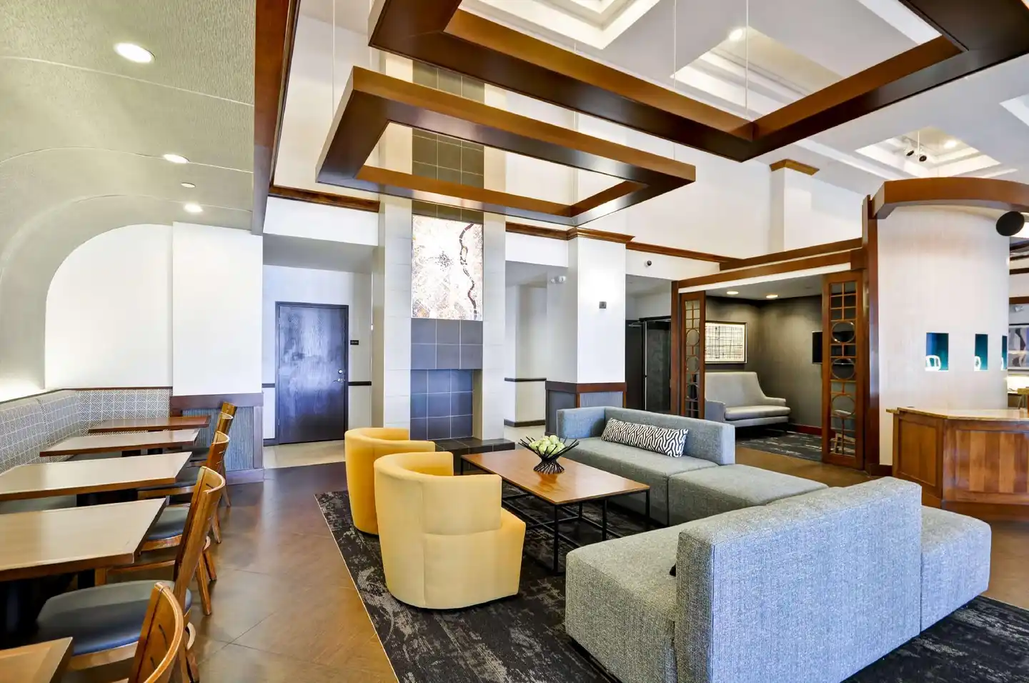 Hyatt Place Minneapolis Airport-South Lobby
