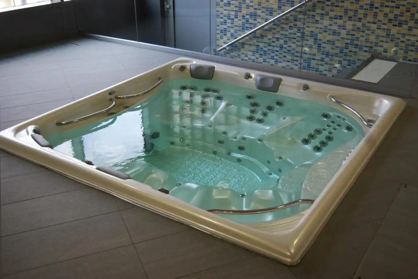 Clarion Congress Hotel Prague Hallenbad