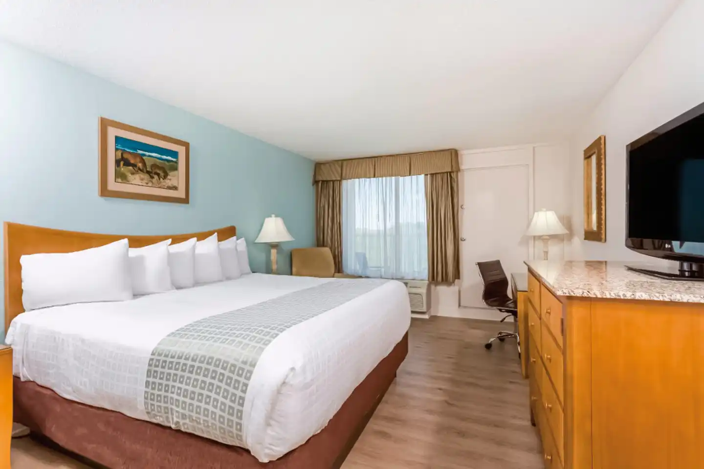 Ramada Plaza by Wyndham Nags Head Oceanfront Wohnbeispiel