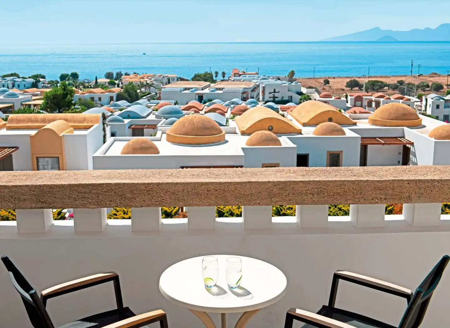 Mitsis Selection Blue Domes Terrasse