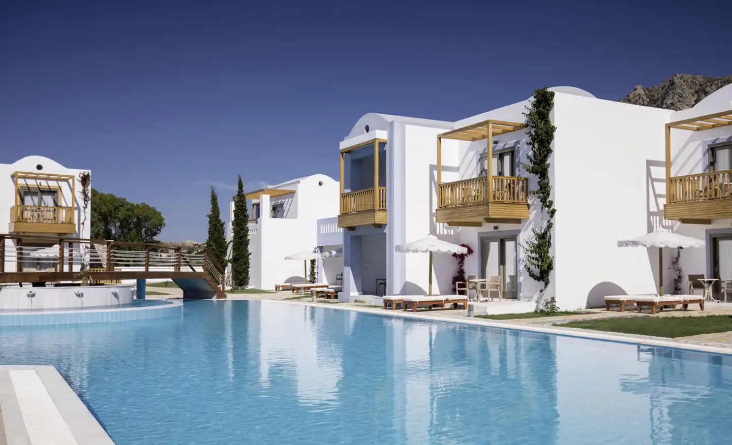 Mitsis Selection Blue Domes Pool