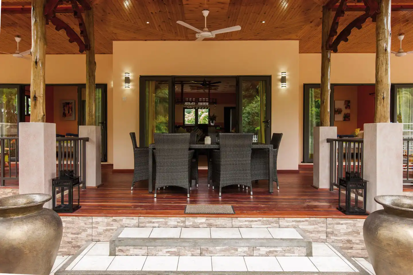 Casa De Leela Lobby