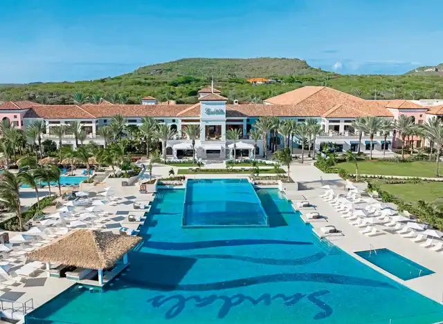 Sandals Royal Curaçao Aussenansicht
