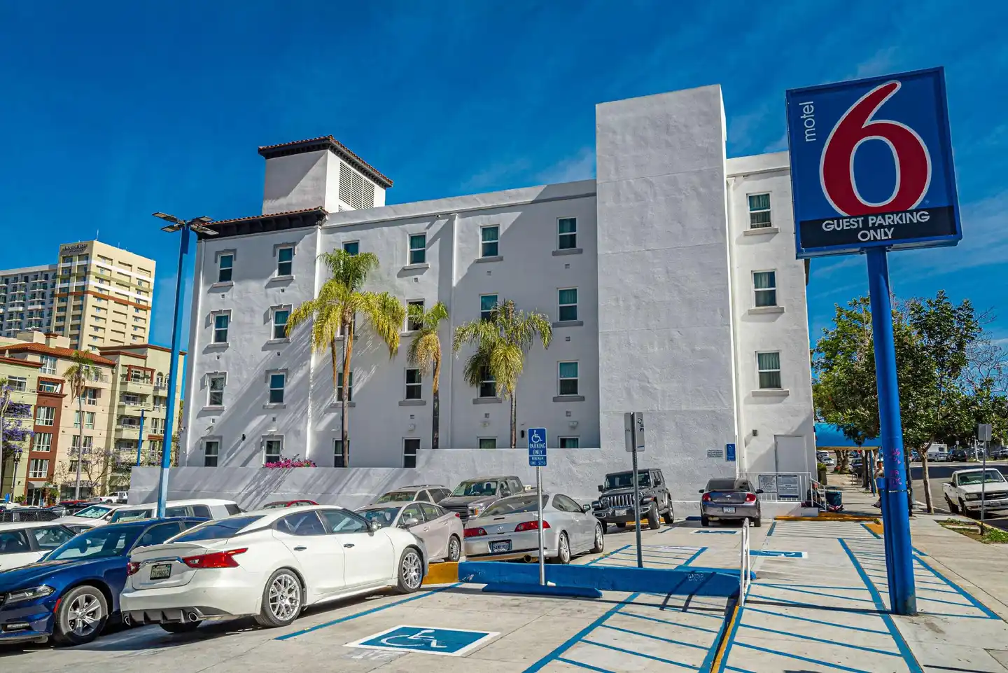 Motel 6 San Diego, CA - Downtown Aussenansicht