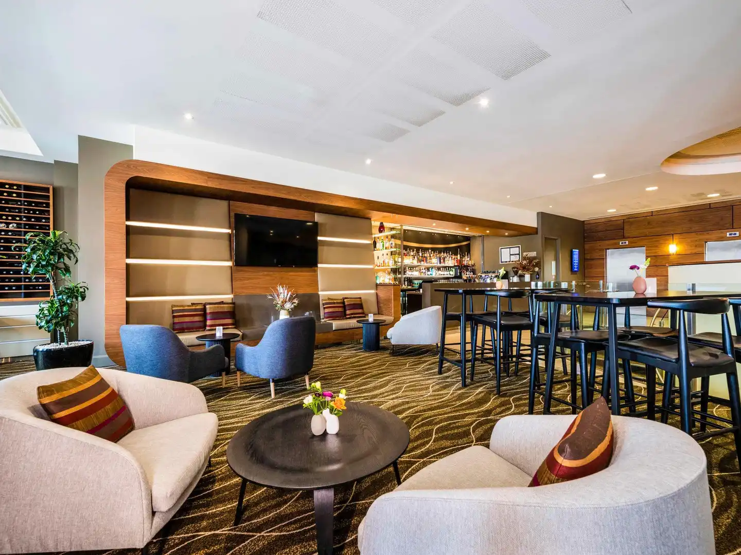Novotel Christchurch Cathedral Square Hotel Bar