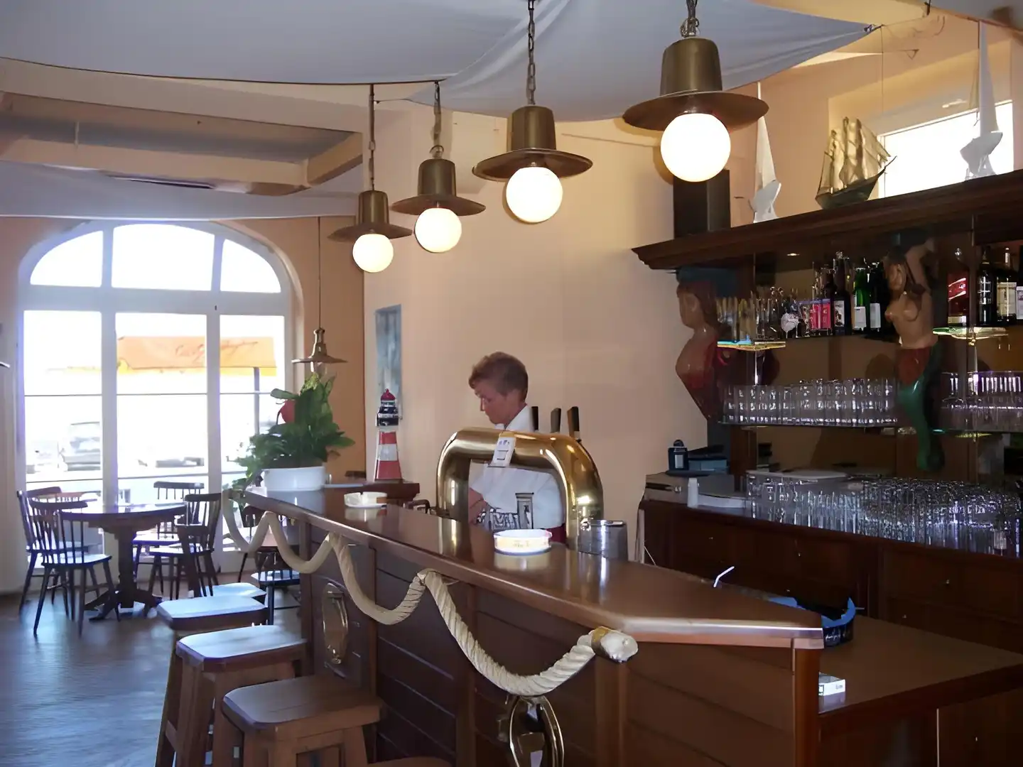 Hiddenseer Bar
