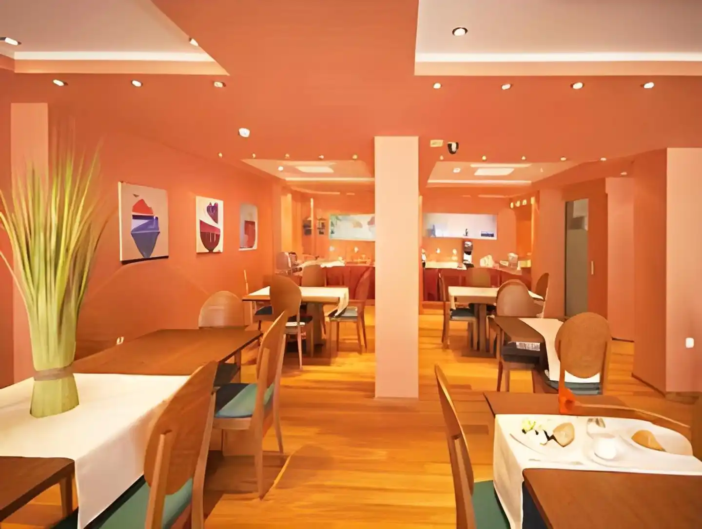 Athens Center Square Restaurant