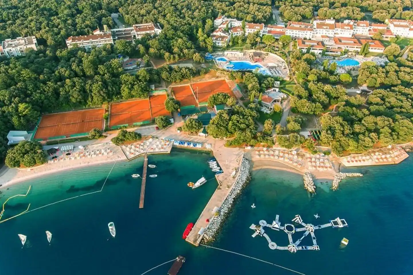 Valamar Club Tamaris Hotel Aussenansicht
