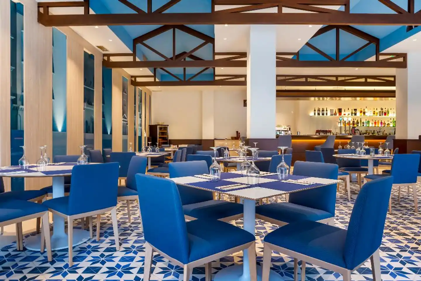 Los Amigos Beach Club Restaurant