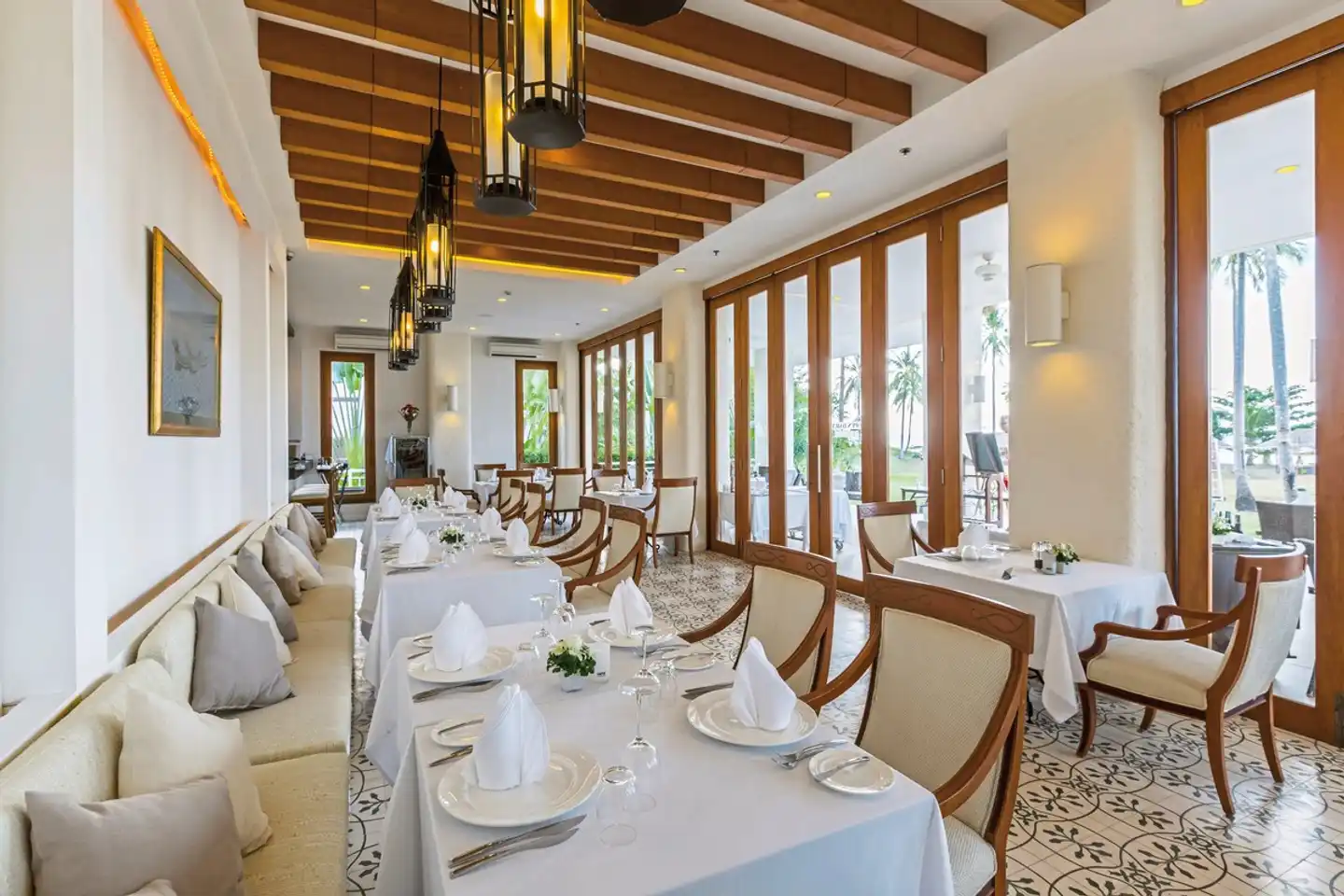 Kantary Beach Hotel - Villas & Suites Khao Lak Restaurant