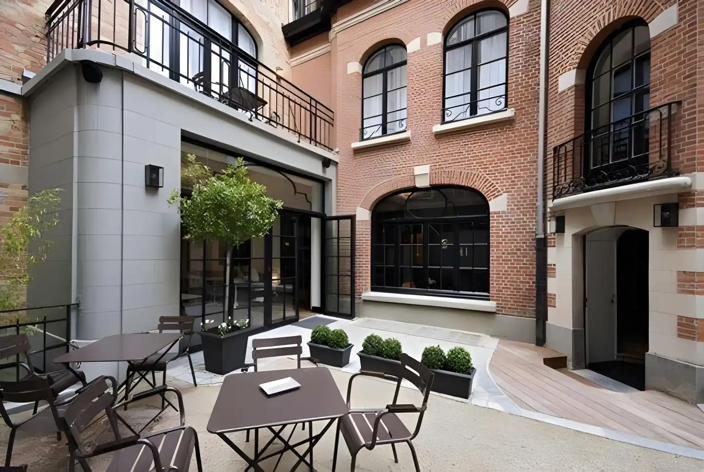 Vintage Hotel Terrasse