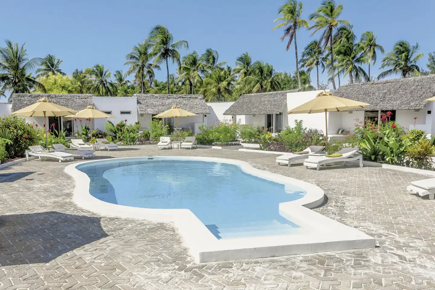 Dhow Inn Pool