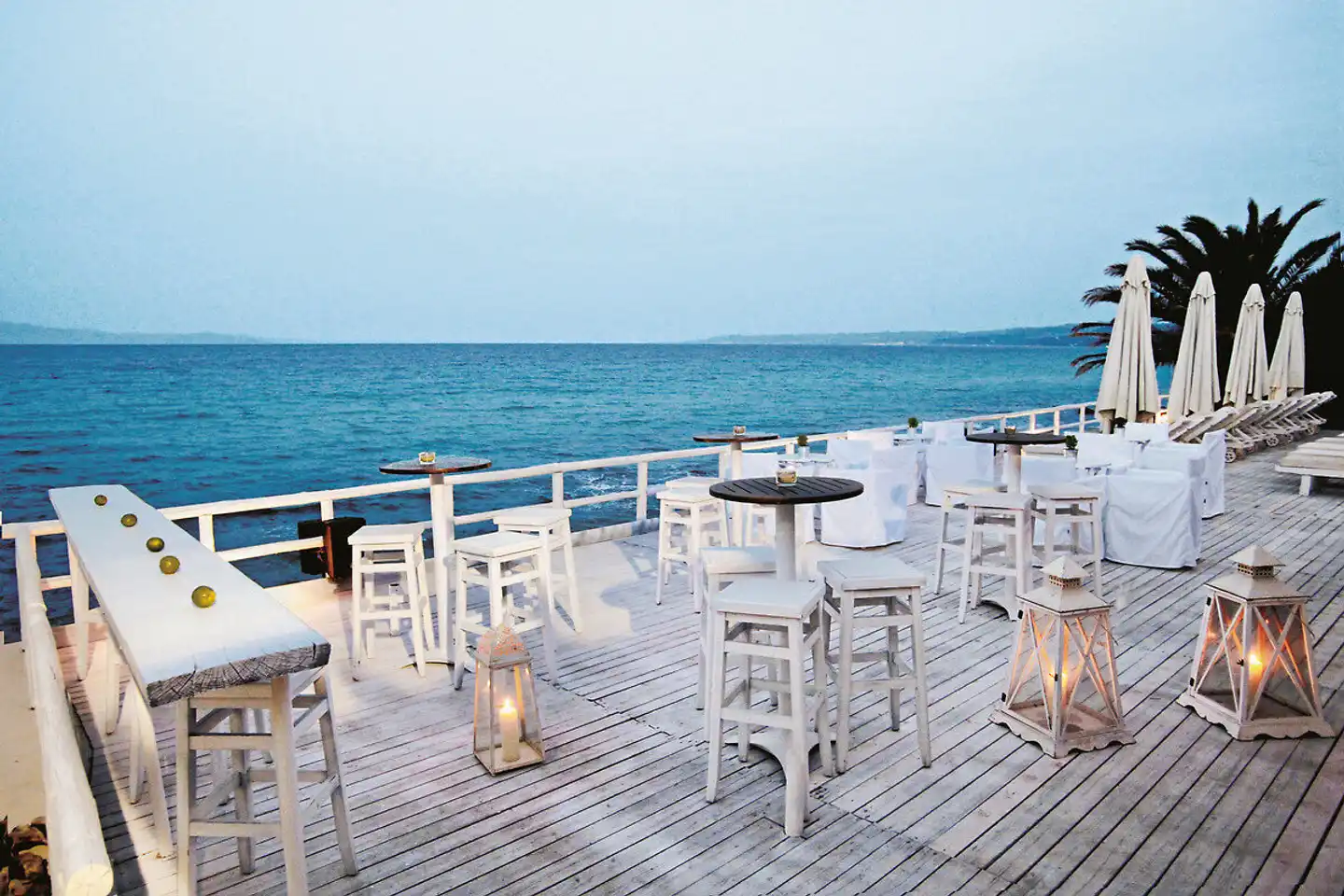 White Suites Resort Terrasse