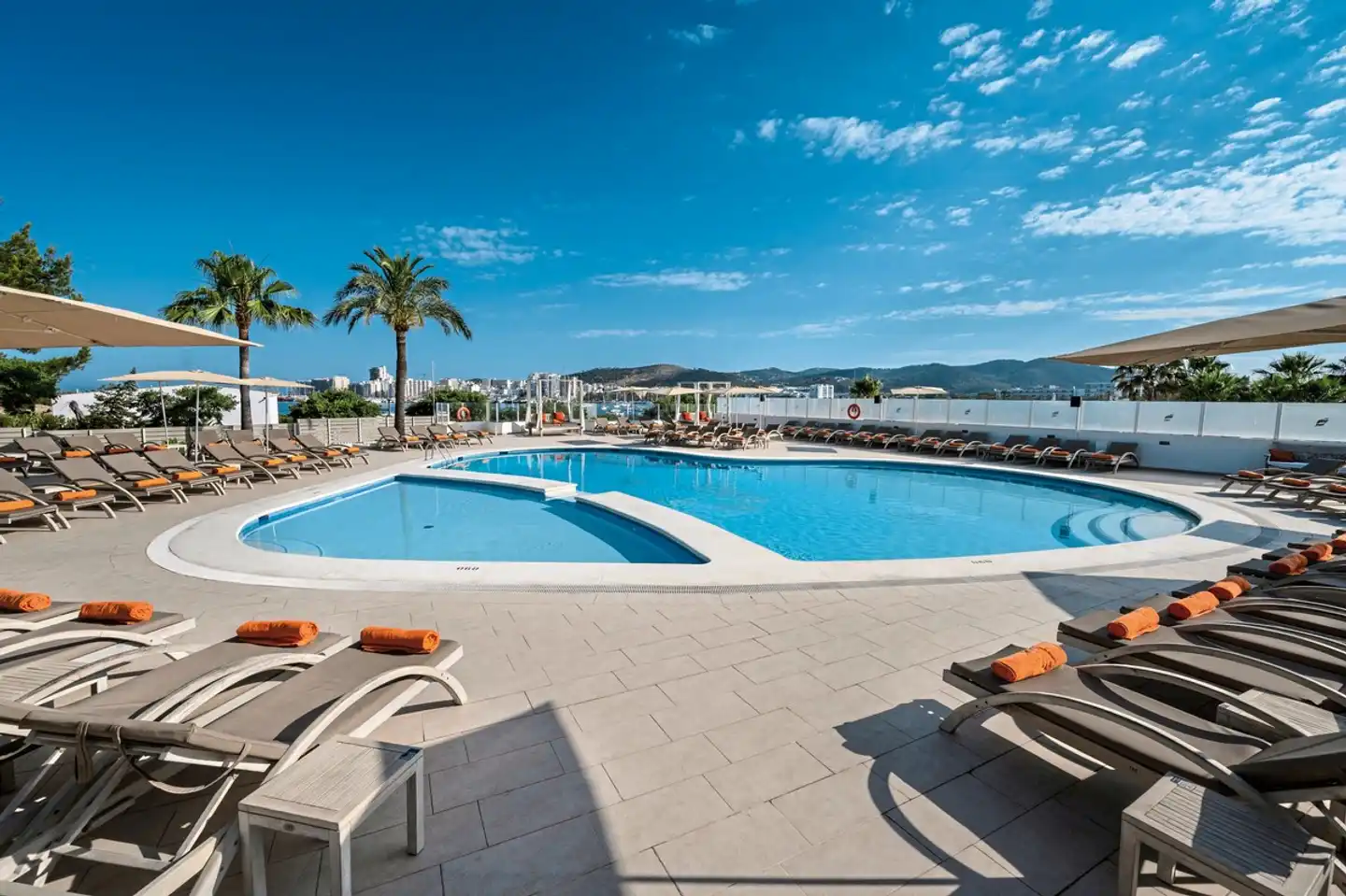 THB Ocean Beach Pool