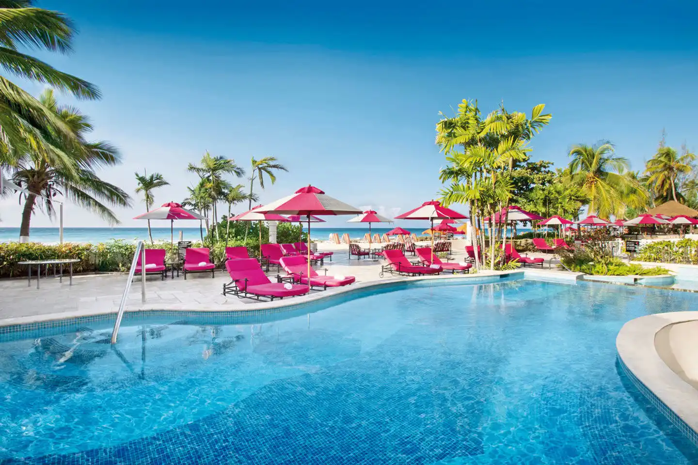 O2 Beach Club & Spa Pool