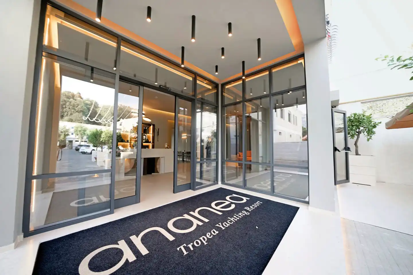 ananea Tropea Yachting Resort Aussenansicht