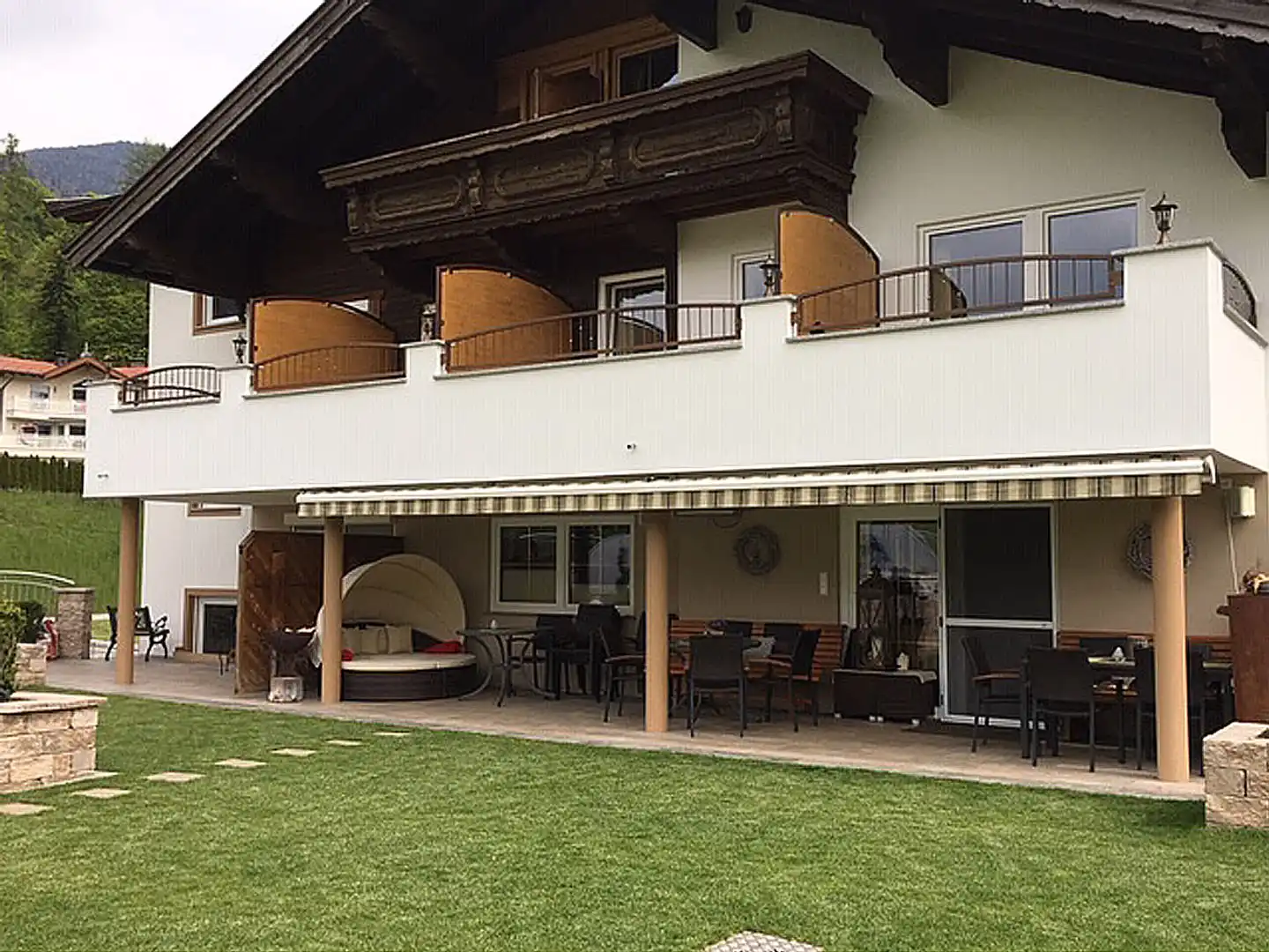 Pension Edelweiss Aussenansicht