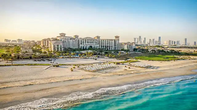 The St. Regis Saadiyat Island Resort Strand