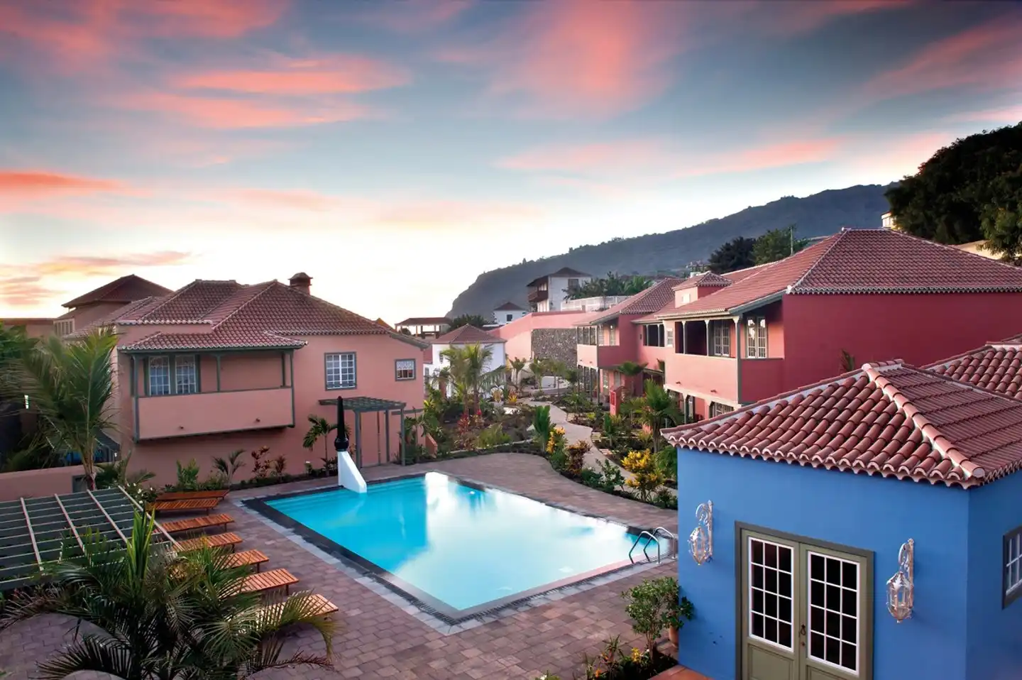 Hacienda de Abajo Pool