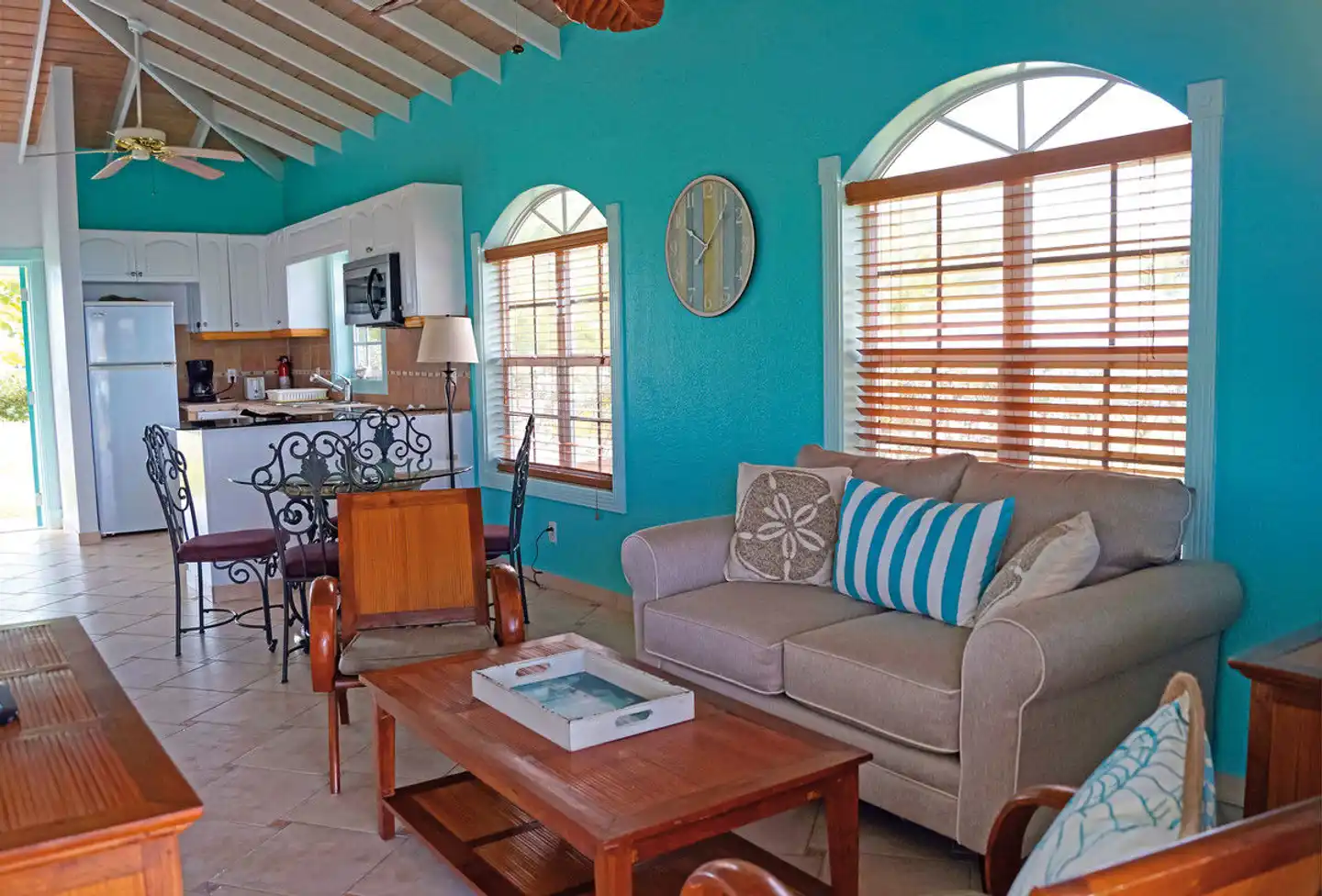 Paradise Bay Lobby