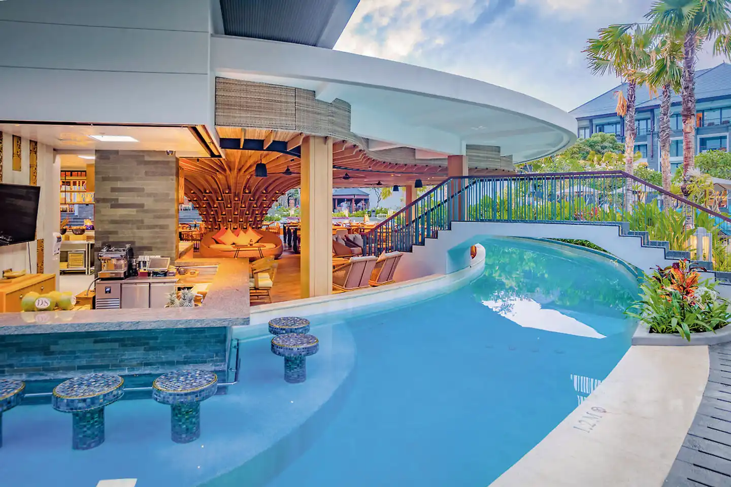 Courtyard by Marriott Bali Nusa Dua Resort Hallenbad