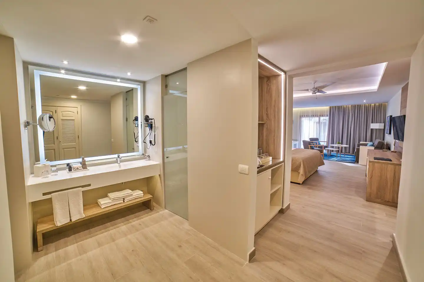 Bahia Principe Luxury Ambar Wohnbeispiel