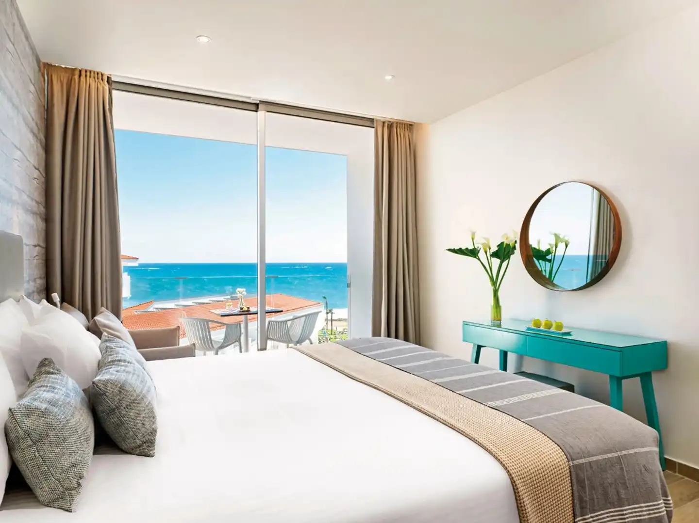 Leonardo Plaza Cypria Maris Beach Hotel & Spa Wohnbeispiel
