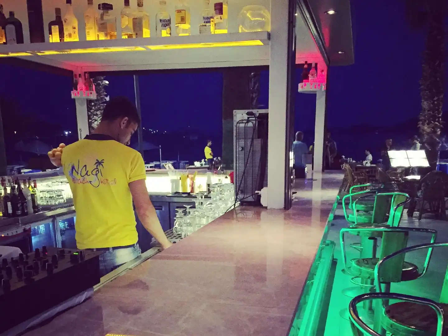 Nagi Beach Hotel Sport und Entertainment