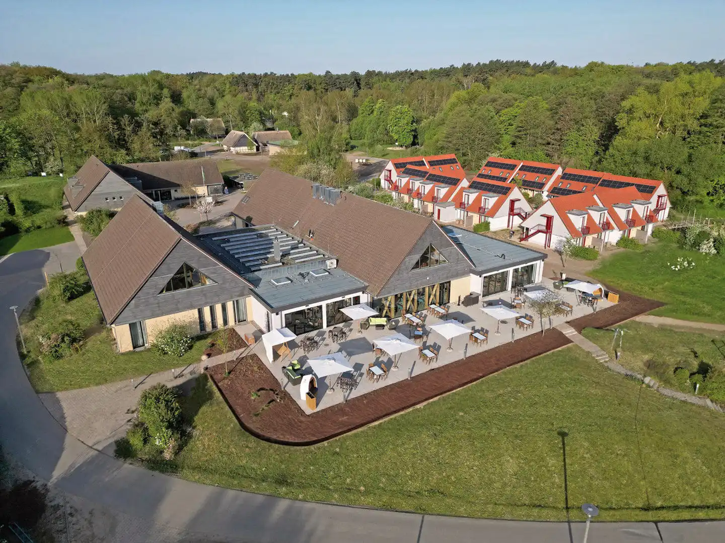 BEECH Resort Plauer See Aussenansicht
