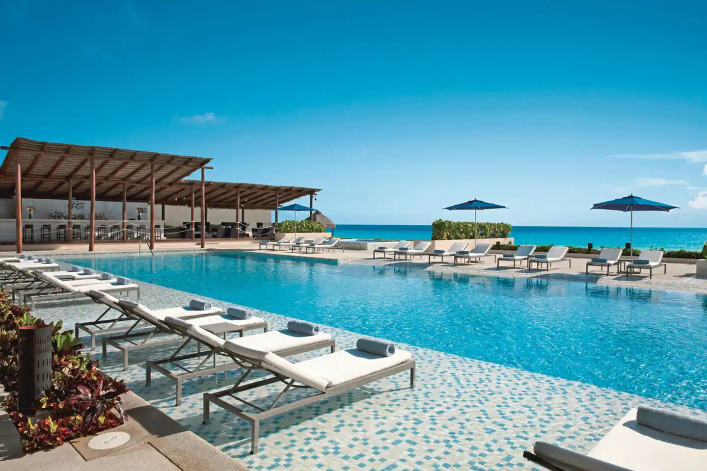 Secrets The Vine Cancun Pool