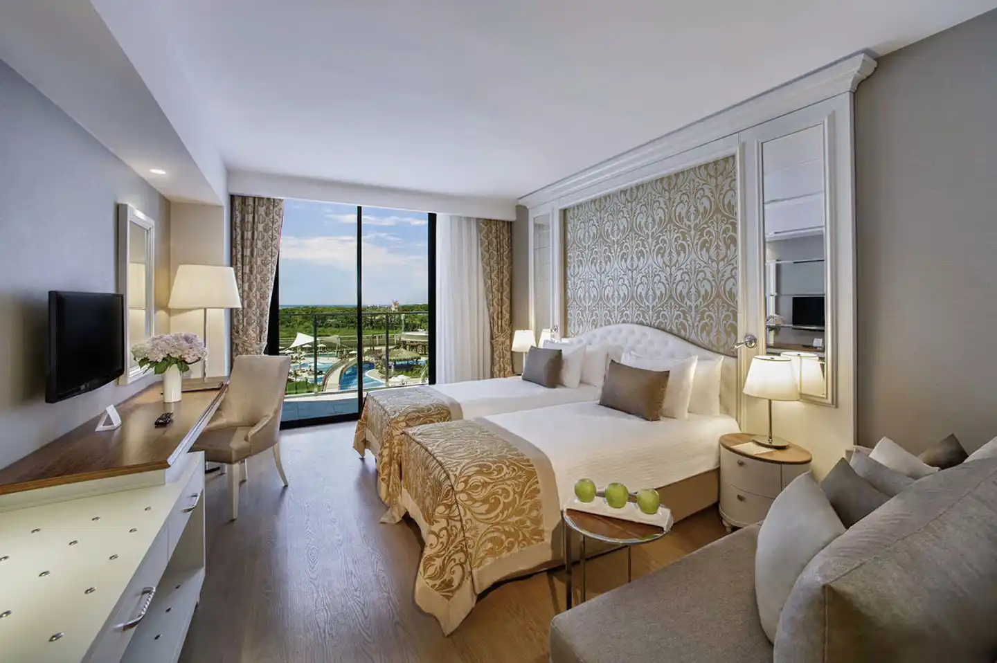 Aska Lara Resort & Spa Wohnbeispiel