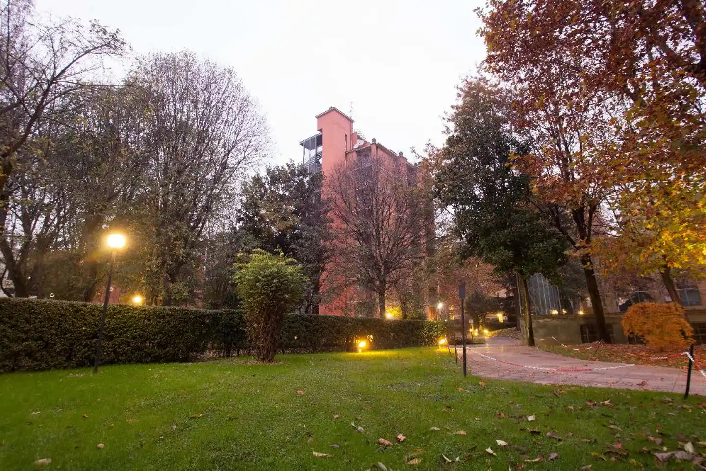 iH Aparthotel Milano Argonne Park Aussenansicht